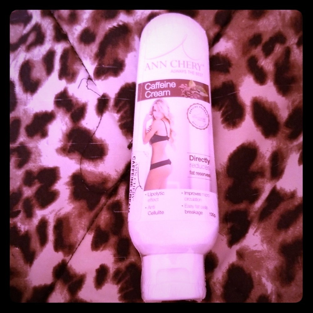 Ann Cherry Caffeine Cream
